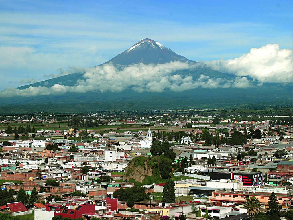 Вулкан в окрестностях Мехико (Мексика)