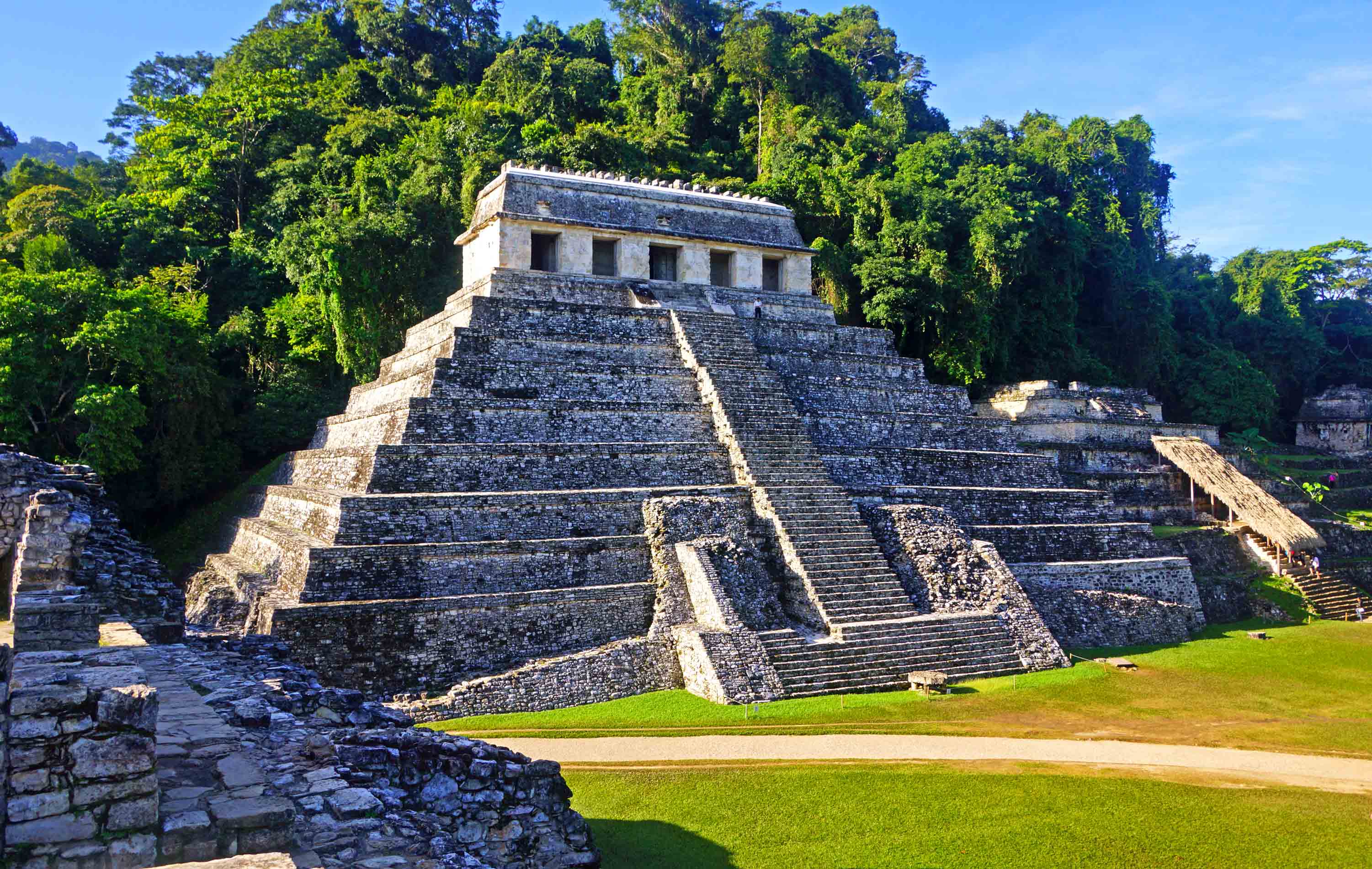 Город индейцев майя копан материк. Пирамида в Паленке Мексика. Мексика Паленке Майя. Паленке город Майя. Пирамида Майя в Паленке.
