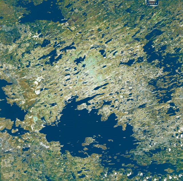 Фото из космоса Карелия. Озеро Топозеро. 