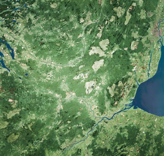 Фото из космоса Великий Новгород и окрестности. Озеро Ильмень. 