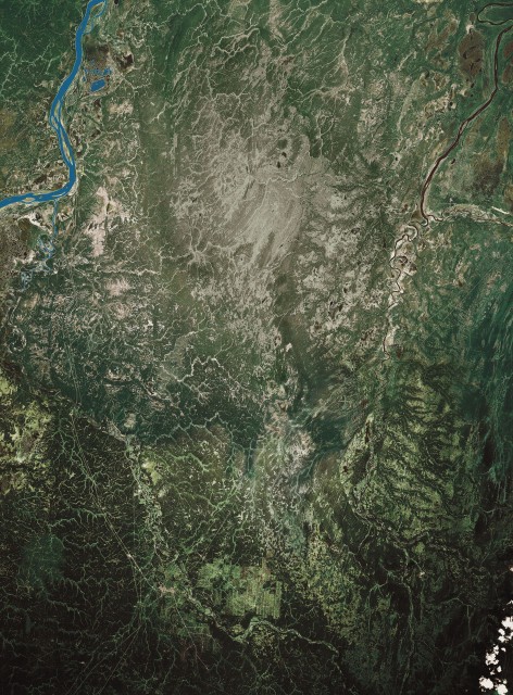 Фото из космоса Река Уса. Гряда Чернышева. 