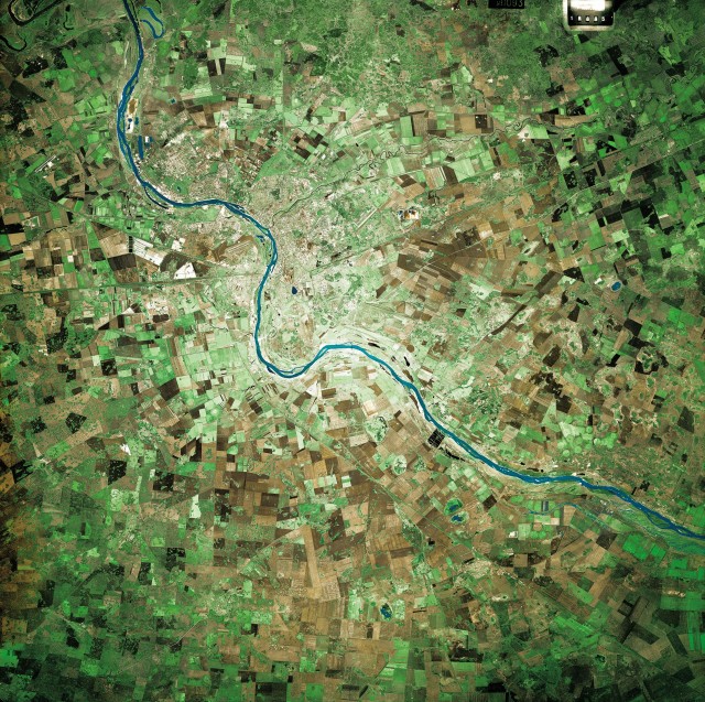 Фото из космоса Омск и окрестности