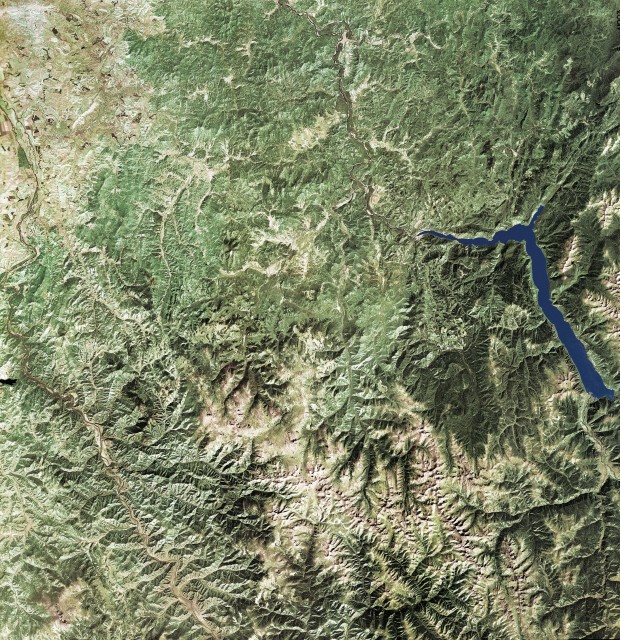 Фото из космоса Алтай. Озеро Телецкое.