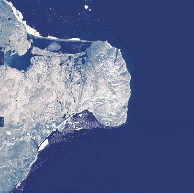 Фото из космоса Чукотский полуостров. Бухта Провидения. 