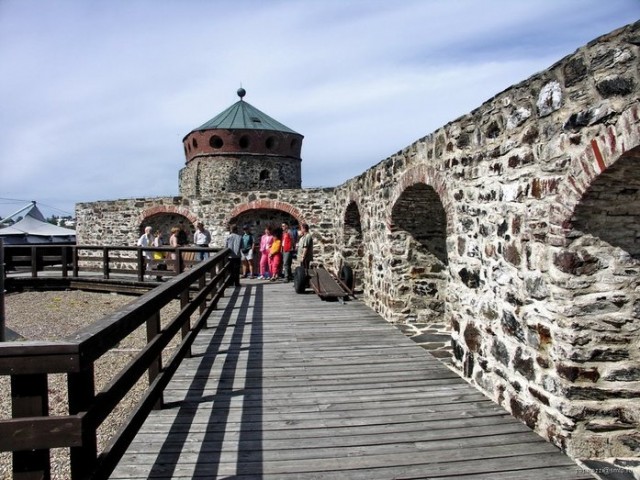 Крепость Линнойтус