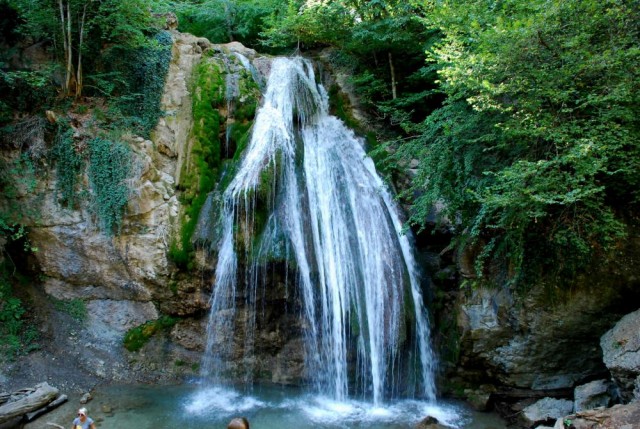 Водопад Джур-Джур 