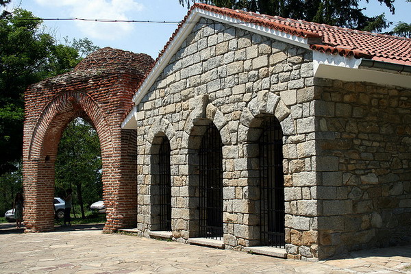 Фракийская гробница в городе Казанлык