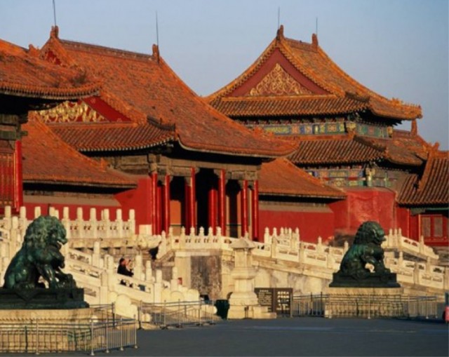 Дворцы императоров династий Мин и Цин в Пекине