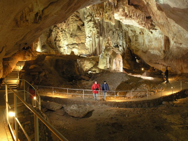 Пещера Эмине-Баир-Хосар Крым