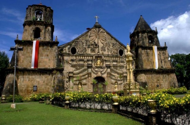Церкви Филиппин в стиле барокко