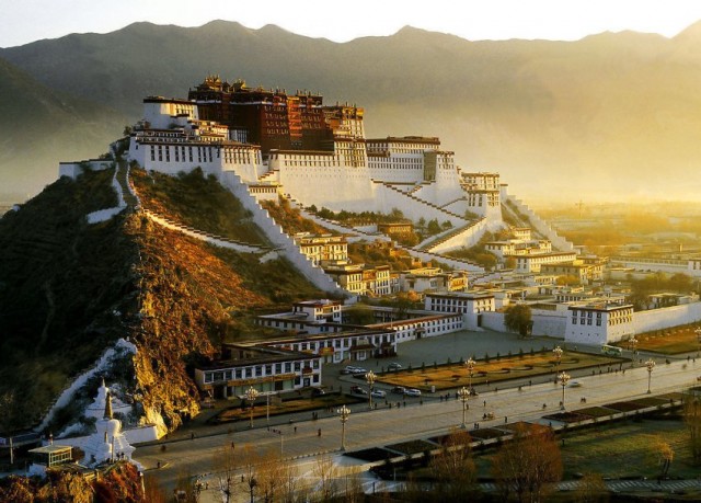 Какой дворец можно увидеть в Тибете?